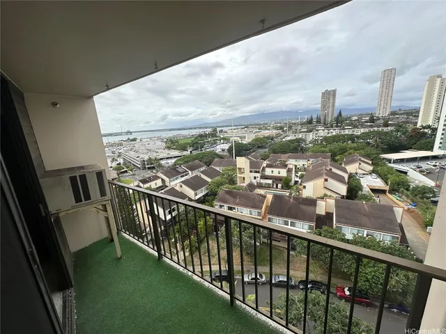 $379,000 | 98-351 Koauka Loop, Unit C1206, Aiea, HI 96701