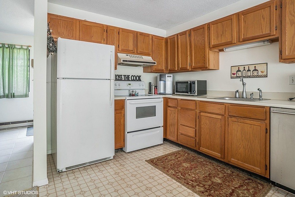 67 Round House Road, Unit 67 Bourne, MA 02532 - Photo 6 of 15
