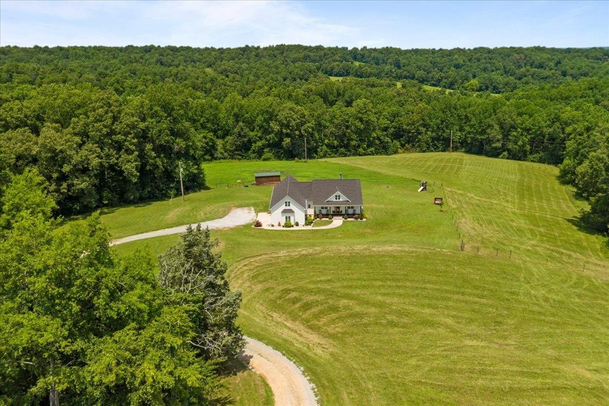 4251 Spring Valley Road Cumberland City, TN 37050 - Photo 4 of 67