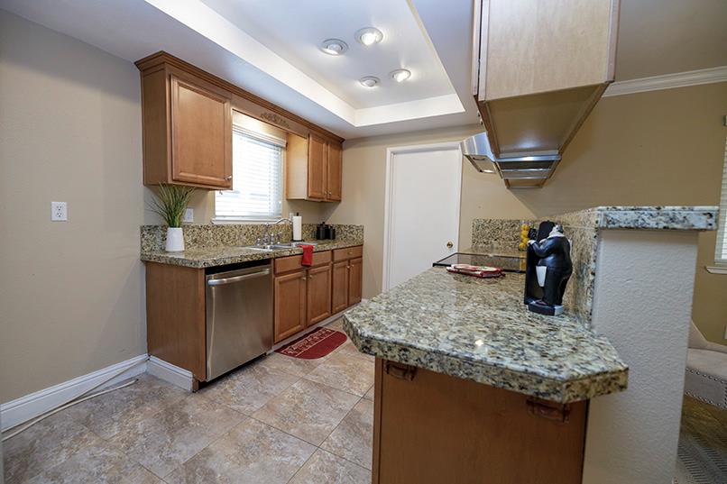 3417 John Lee Lane Modesto, CA 95350 - Photo 9 of 45