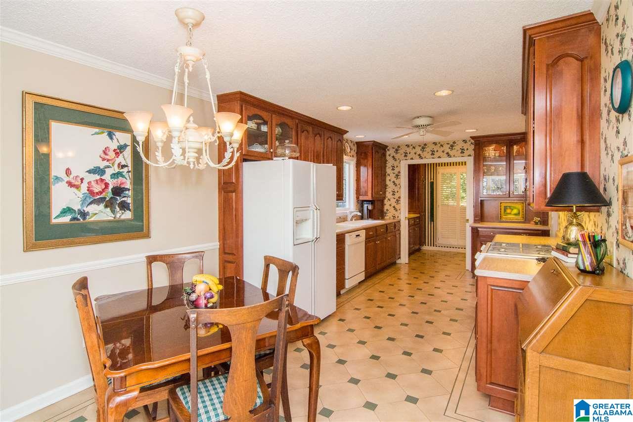 574 Shades Crest Road Birmingham, AL 35226 - Photo 20 of 48