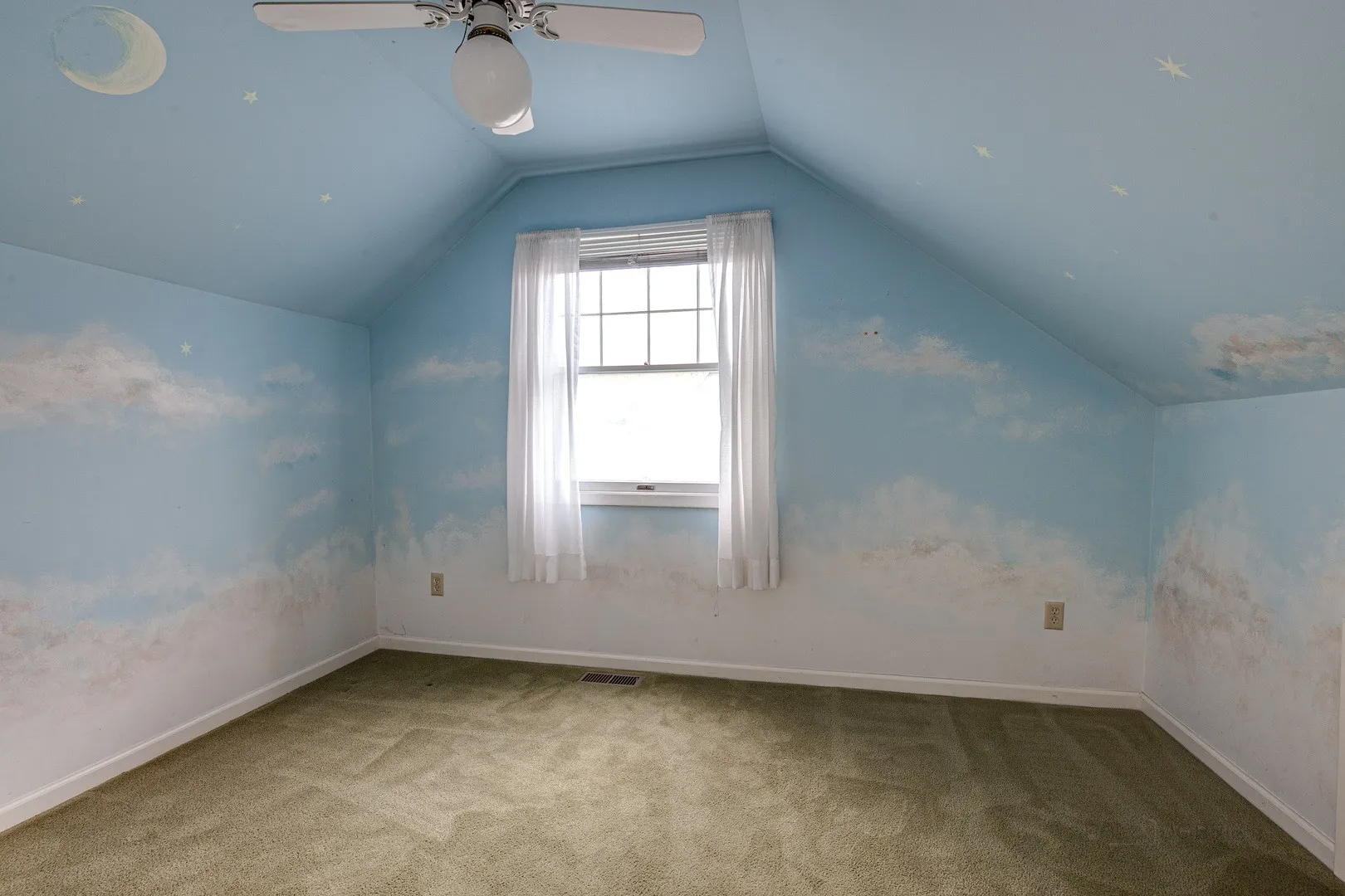411 Foster Road Wauconda, IL 60084 - Photo 17 of 23 an empty room with a window