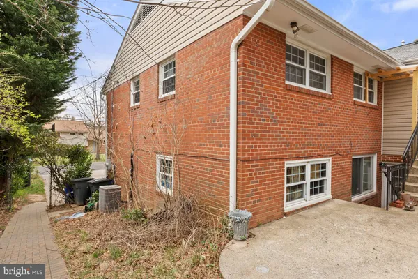 $2,300 | 5937 Avon Drive, Bethesda, MD 20814