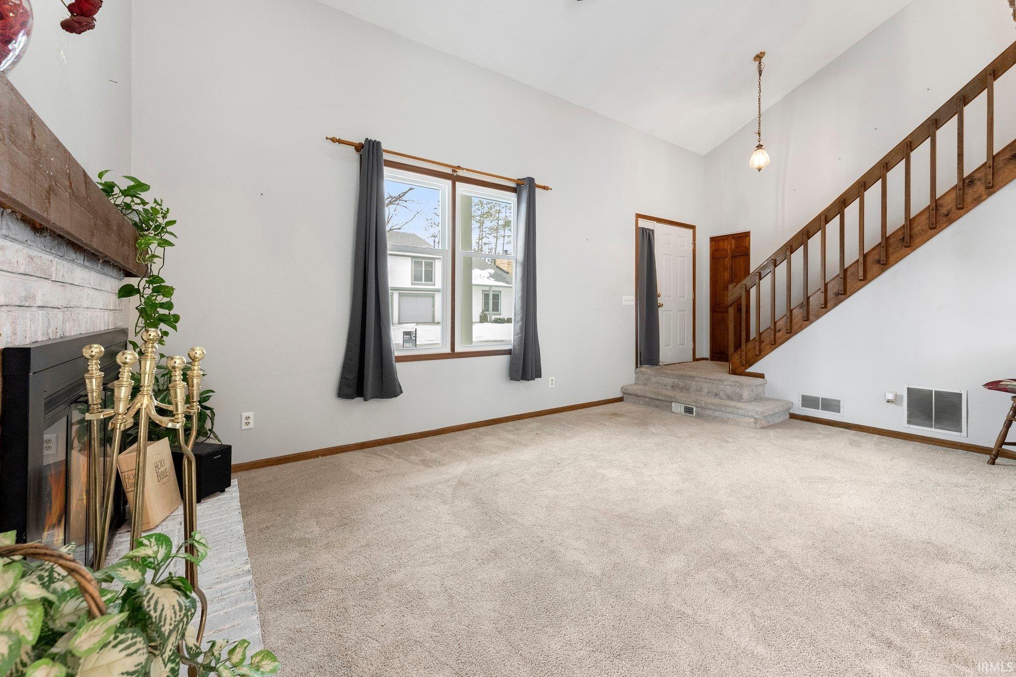 4940 Pinebrook Drive Fort Wayne, IN 46804 - Photo 6 of 26