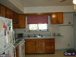 1266 Grove Road West Chester, PA 19380 - Photo 3 of 4 Gallery Image 3