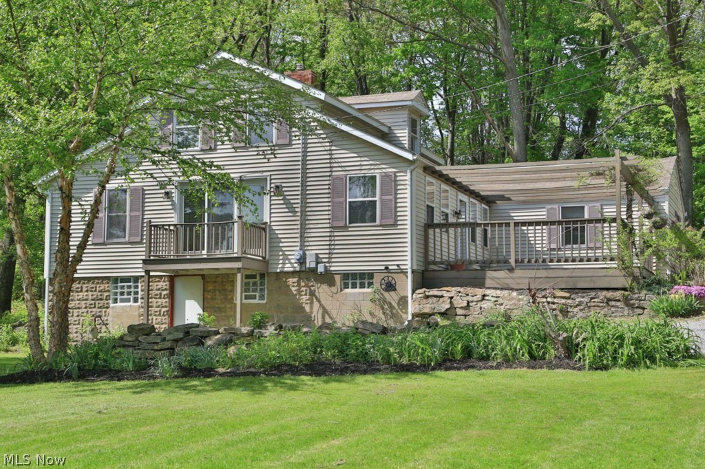 884 Mill Road Ravenna, OH 44266 - Photo 1 of 20