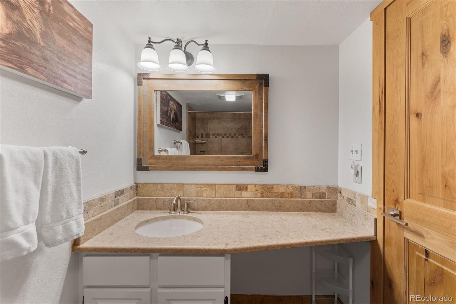 423 Wild Irishman Road, Unit 13204 Dillon, CO 80435 - Photo 15 of 29 Gallery Image 15