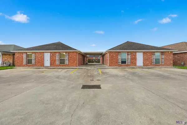 $1,050,000 | 308 Gloria Street, Thibodaux, LA 70301