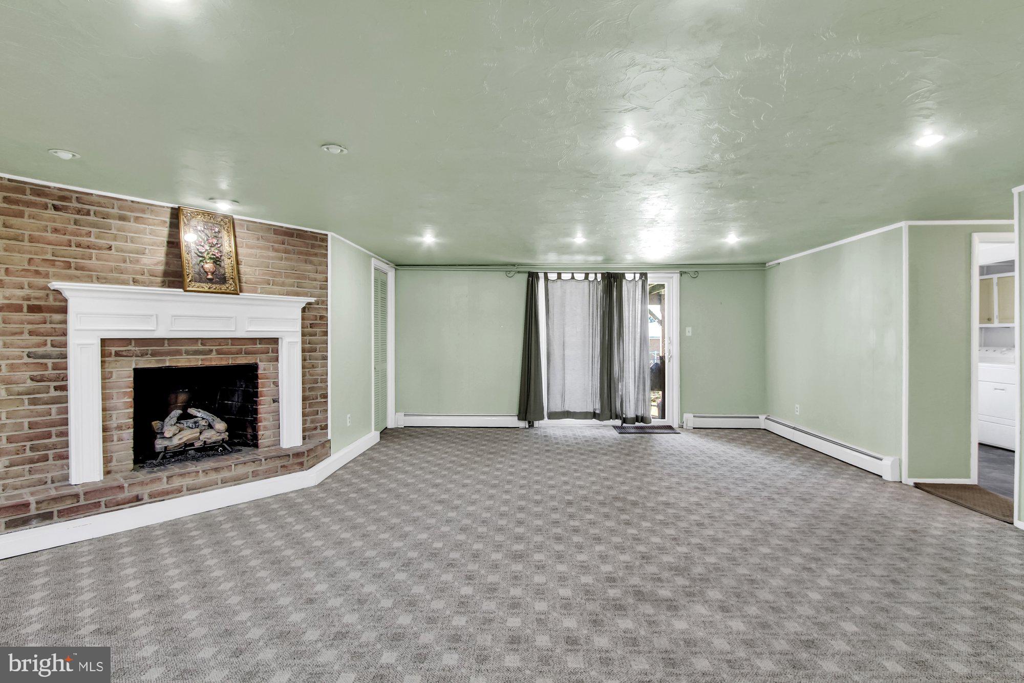 418 Pinehurst Road York, PA 17402 - Photo 19 of 25 Gallery Image 19
