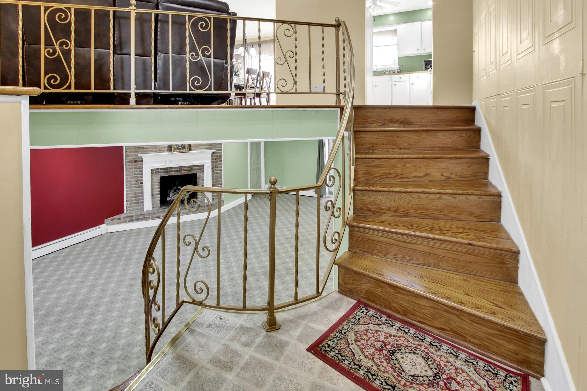 418 Pinehurst Road York, PA 17402 - Photo 3 of 25 Gallery Image 3