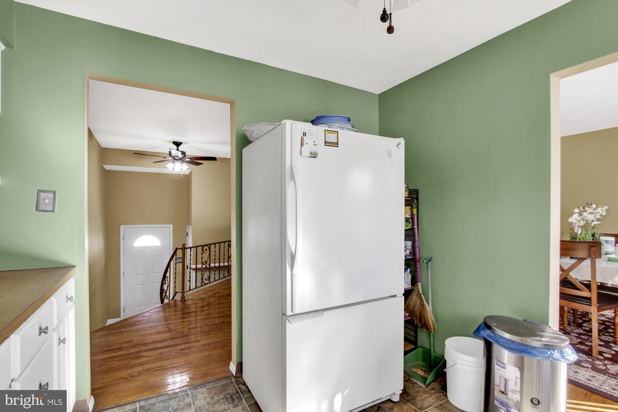 418 Pinehurst Road York, PA 17402 - Photo 10 of 25 Gallery Image 10