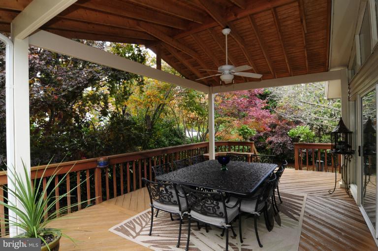 15105 Joshua Tree Road North Potomac, MD 20878 - Photo 16 of 20 Deck w/ Covered Roof & Ceiling Fan