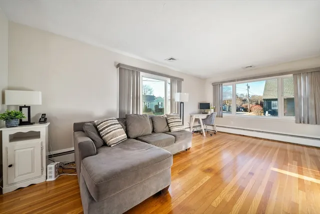 $679,000 | 2 Wilfred Terrace, Salem, MA 01970