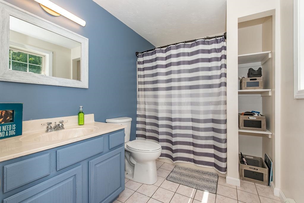 156 Raymond Road Deerfield, NH 03037 - Photo 14 of 40