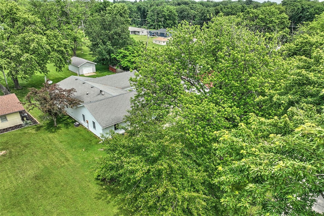 4324 East Cleveland Avenue Decatur, IL 62521 - Photo 2 of 26