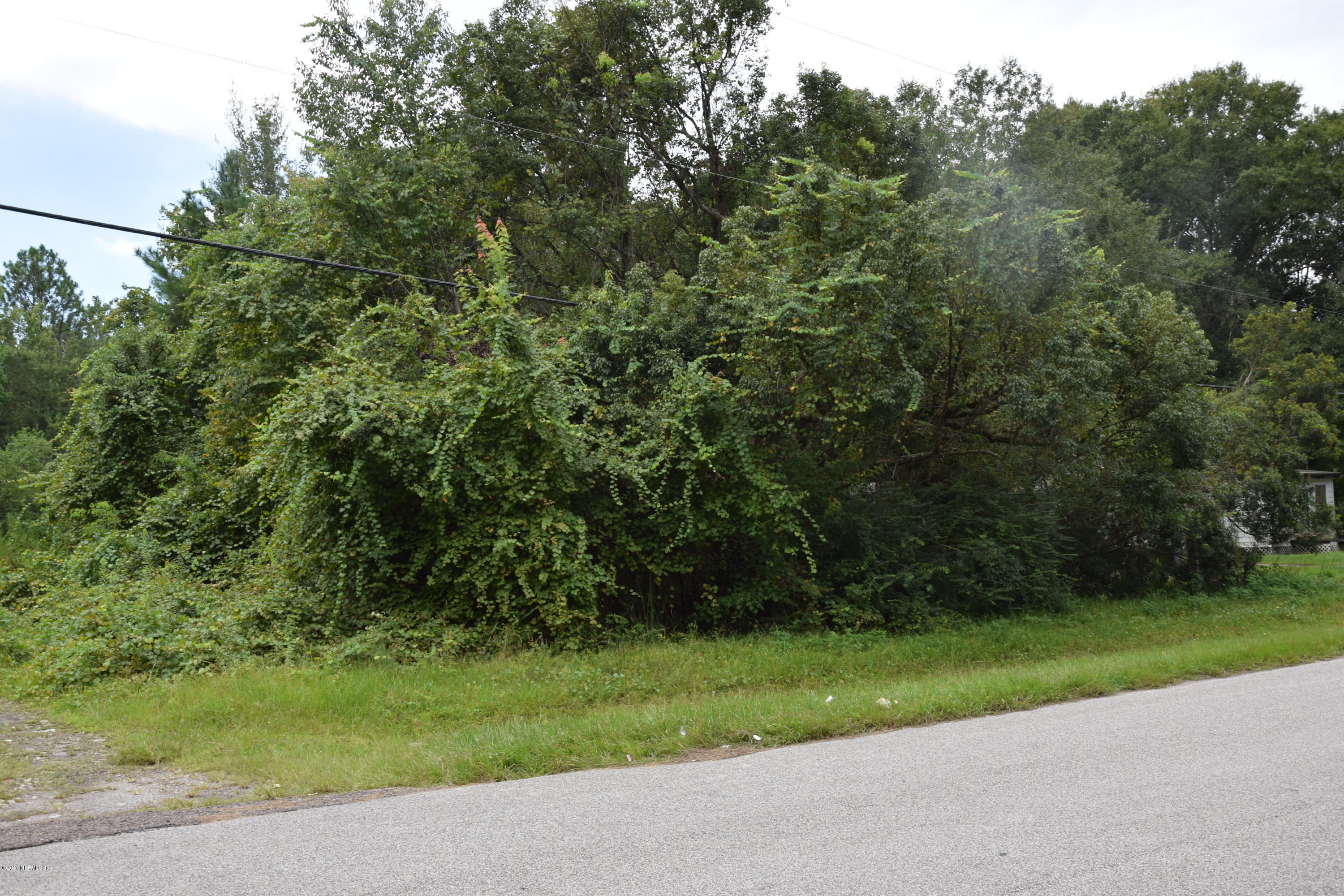 11152 Old Gainesville Road Jacksonville, FL 32221 - Photo 3 of 5 a view of outdoor space and yard