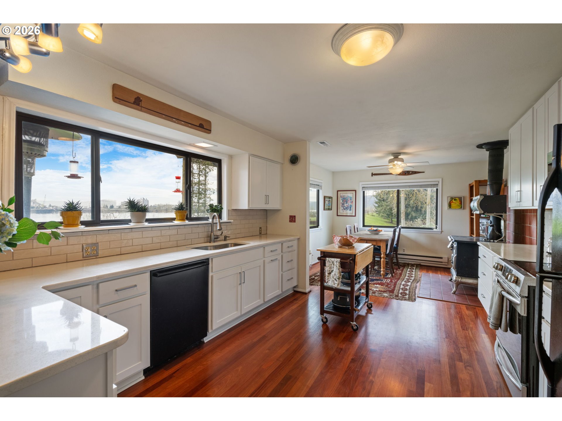 14830 Northwest Gillihan Road Portland, OR 97231 - Photo 11 of 42