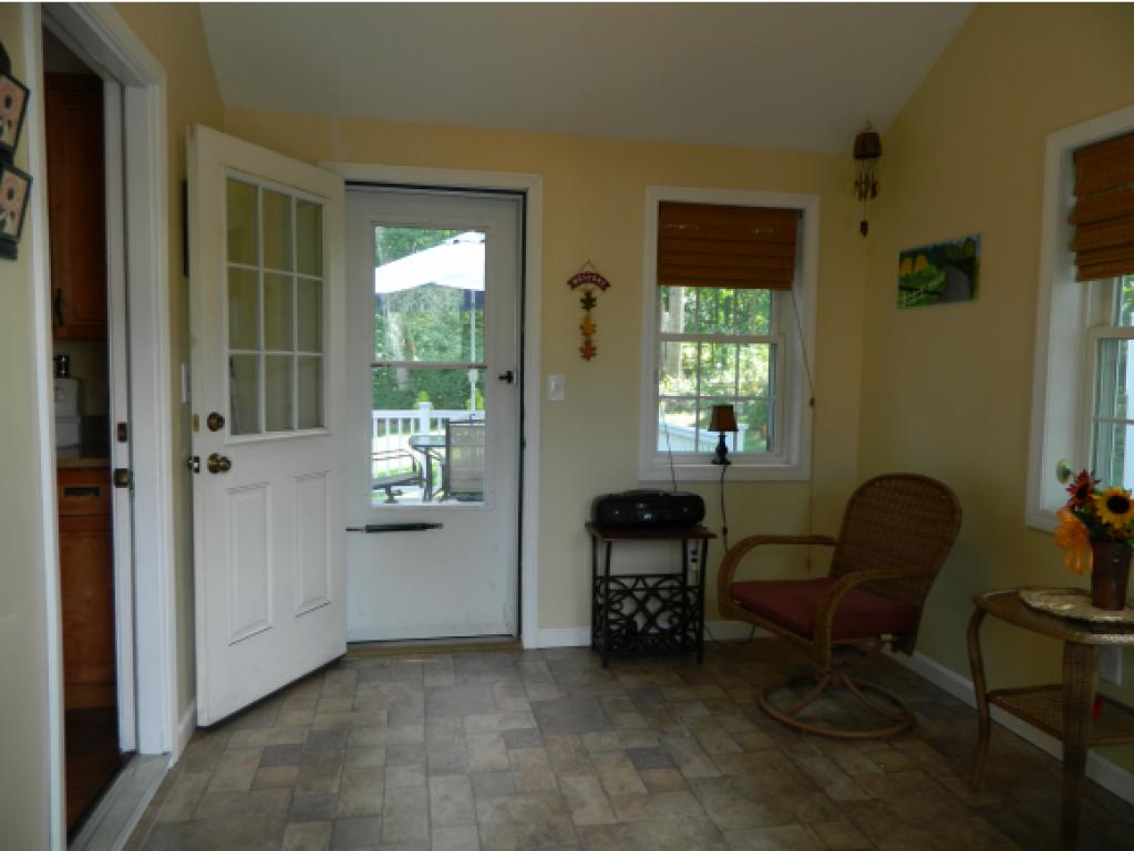 5 Trina Road Salem, NH 03079 - Photo 3 of 14 Gallery Image 3
