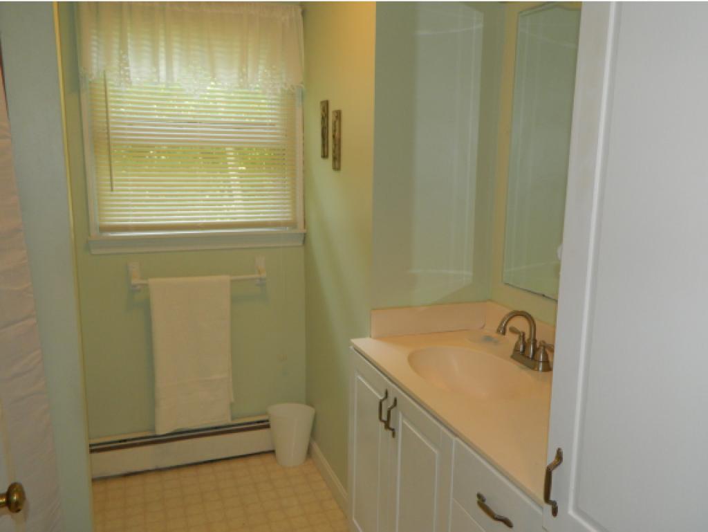5 Trina Road Salem, NH 03079 - Photo 9 of 14 Gallery Image 9