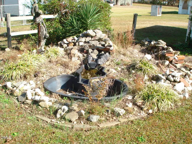 a front view of house with yard