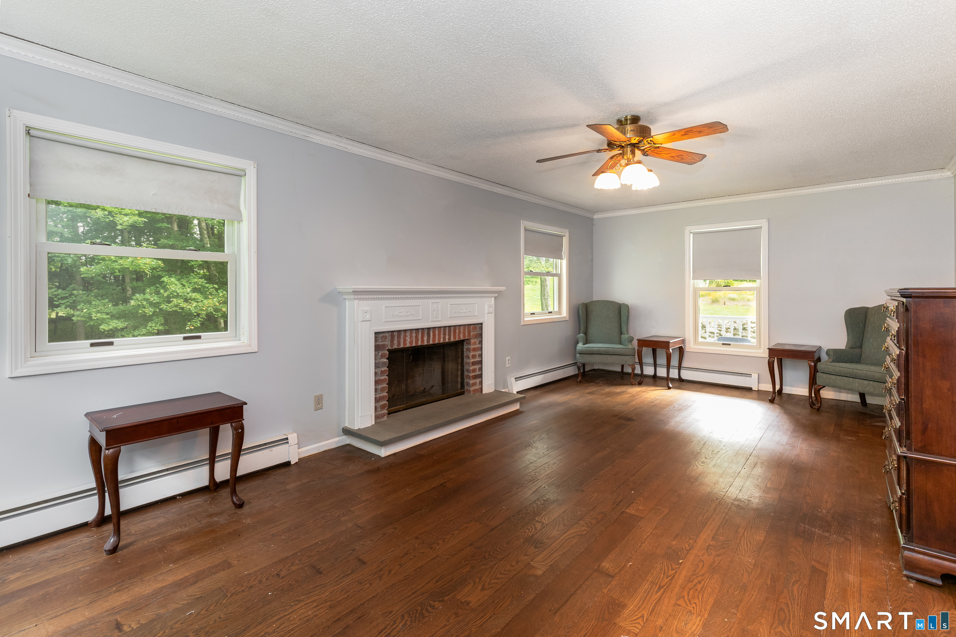 417 Chestnut Tree Hill Road Oxford, CT 06478 - Photo 17 of 39 Gallery Image 17