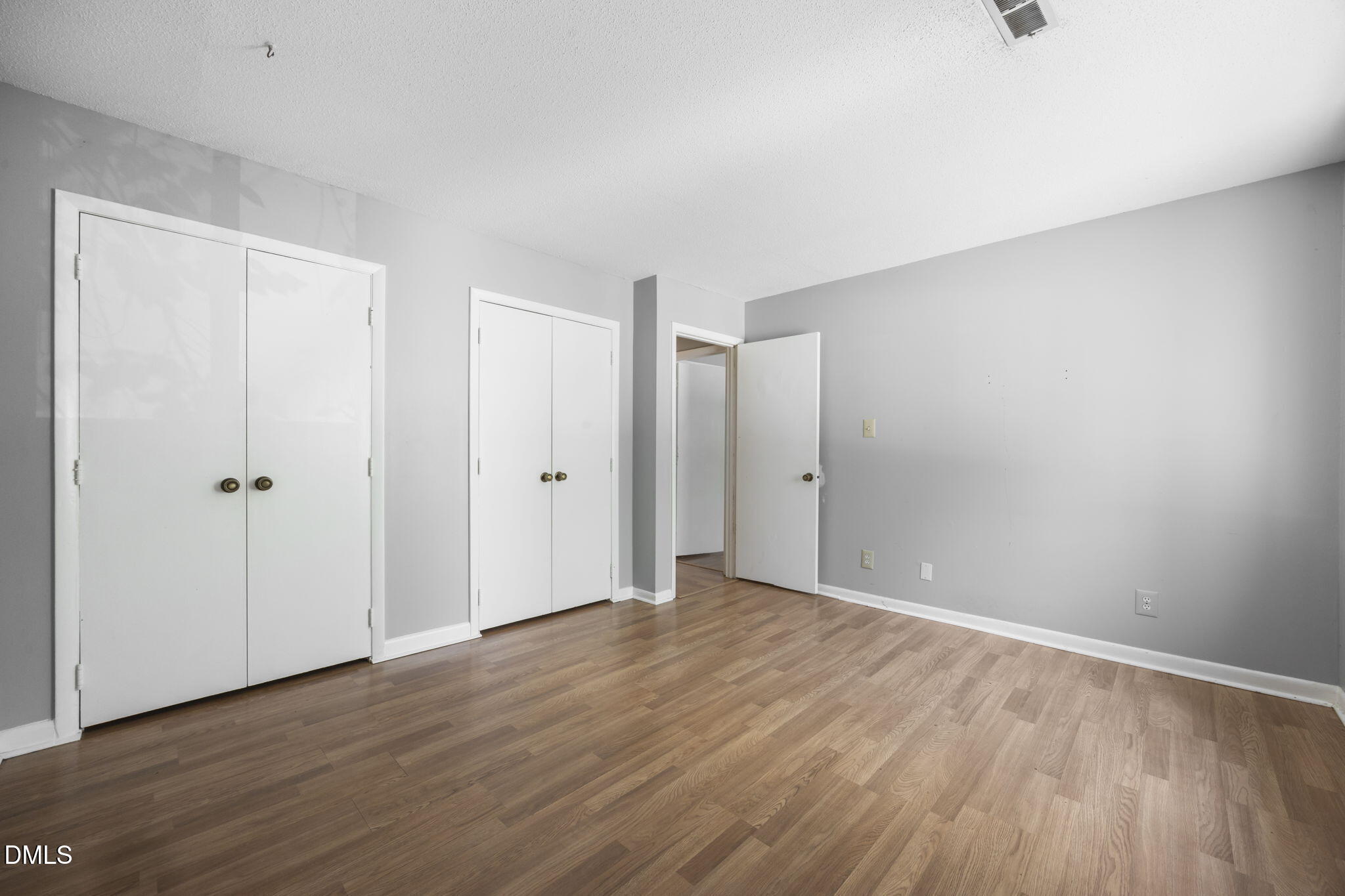 5130 Flint Ridge Place Raleigh, NC 27609 - Photo 13 of 20 11-web-or-mls-484A6039