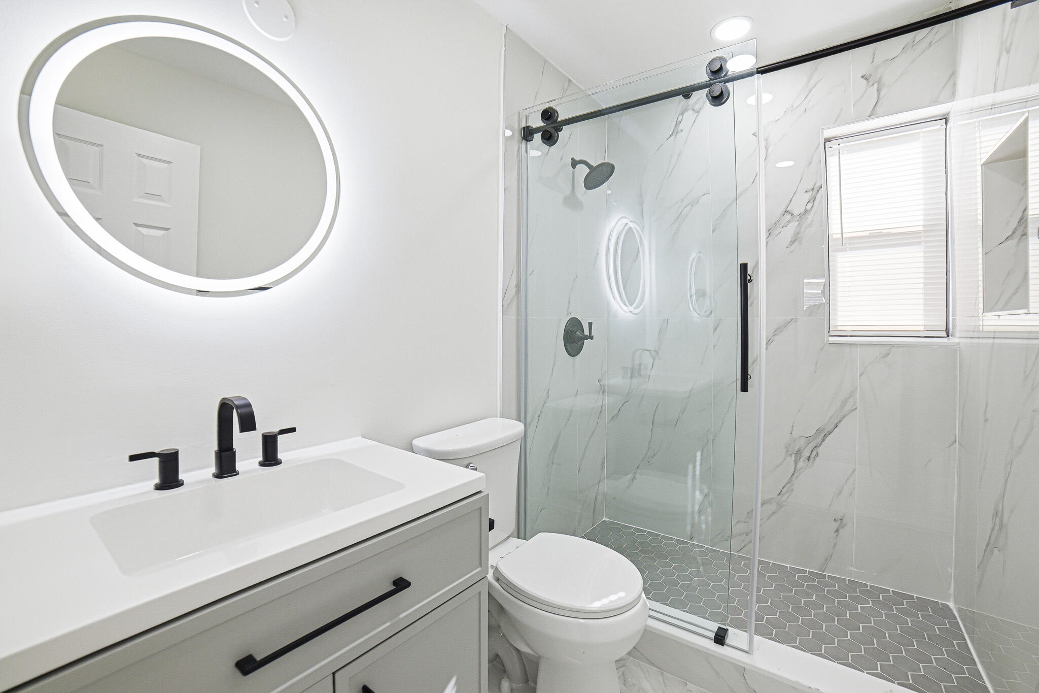 328 Southwest 11th Avenue Delray Beach, FL 33444 - Photo 12 of 25 Bathroom-B