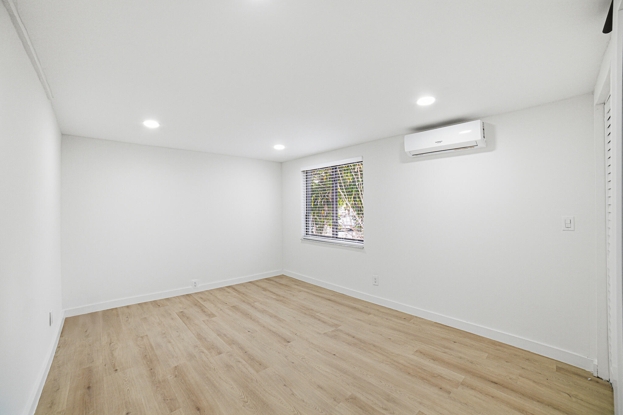 328 Southwest 11th Avenue Delray Beach, FL 33444 - Photo 16 of 25 Bedroom1