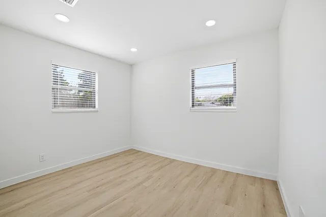 $3,000 | 328 Southwest 11th Avenue, Delray Beach, FL 33444