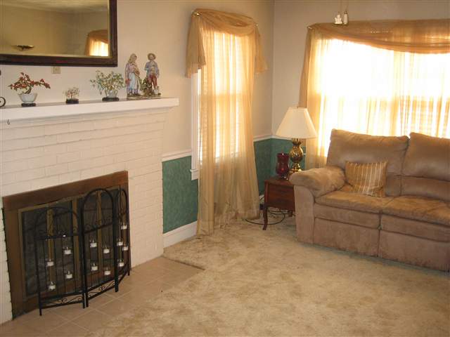722 South Line Street Greer, SC 29651 - Photo 15 of 25 Gallery Image 15