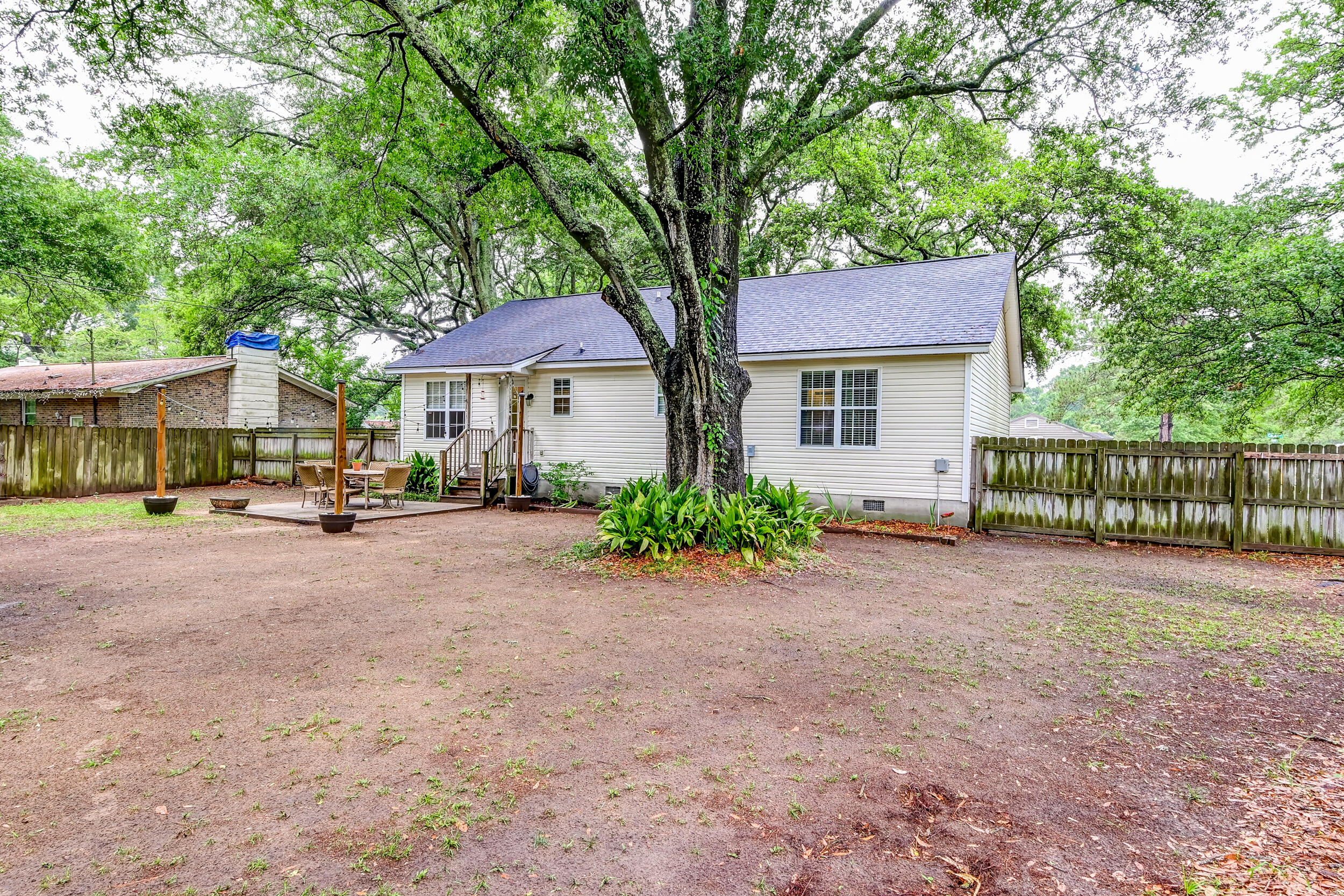 1307 Camp Road Charleston, SC 29412 - Photo 29 of 31 DSC_0956_57_58_59_60