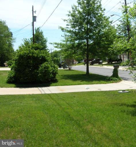 2908 Gracefield Road Silver Spring, MD 20904 - Photo 3 of 26 Exterior #3