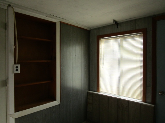 3358 Main Street Lupton, MI 48635 - Photo 18 of 33 1883395-17.JPG