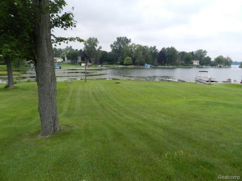 9091 Evee Road Clarkston, MI 48348 - Photo 2 of 19 Evee3.jpg