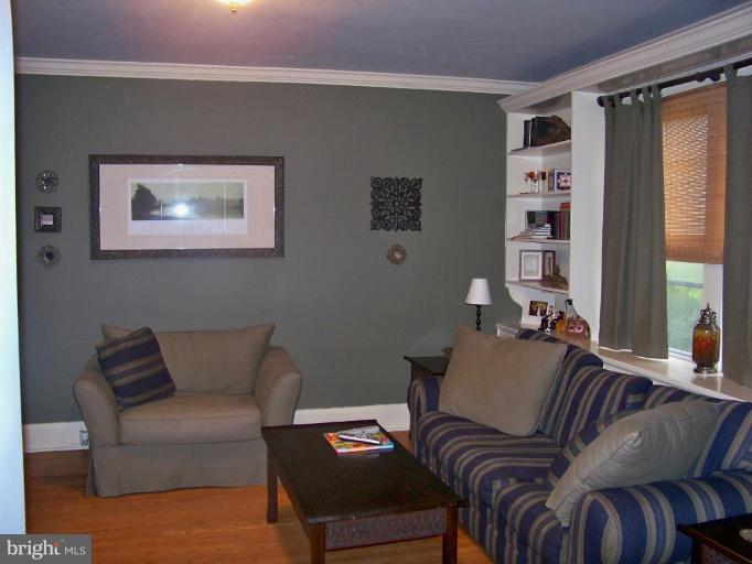 4420 Ridge Avenue Halethorpe, MD 21227 - Photo 5 of 30 Family Room #2