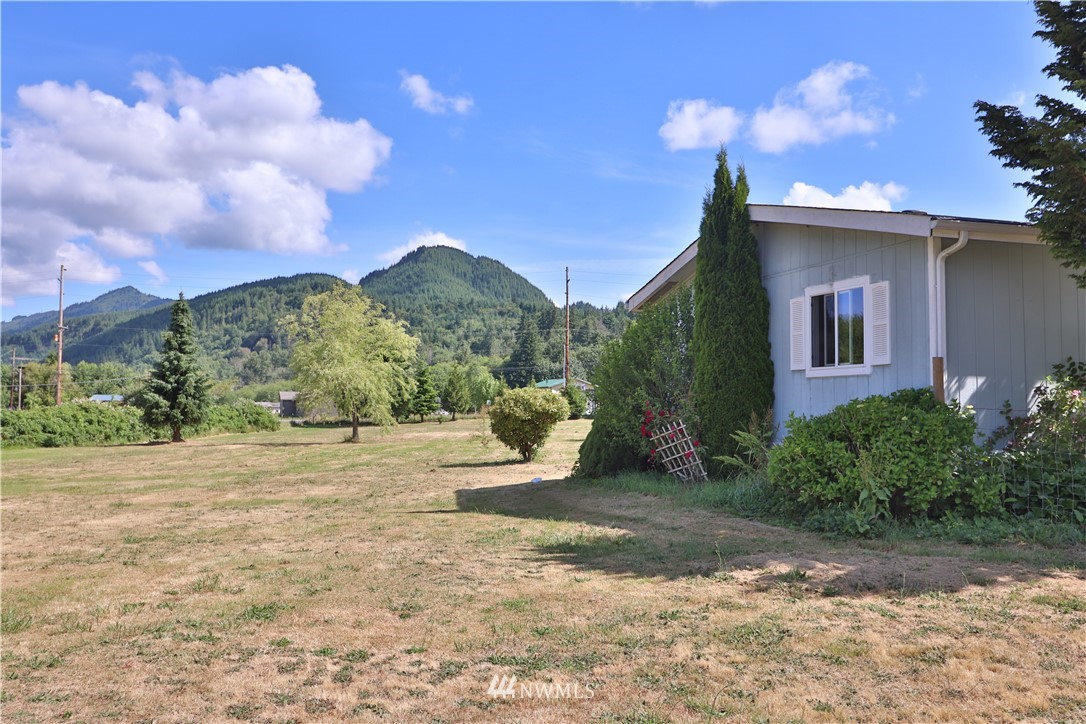 1686 Lake Samish Road Bellingham, WA 98229 - Photo 14 of 19 Gallery Image 14
