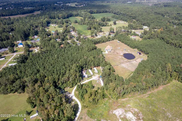 $600,000 | 141 Bronco Lane, Jacksonville, NC 28540