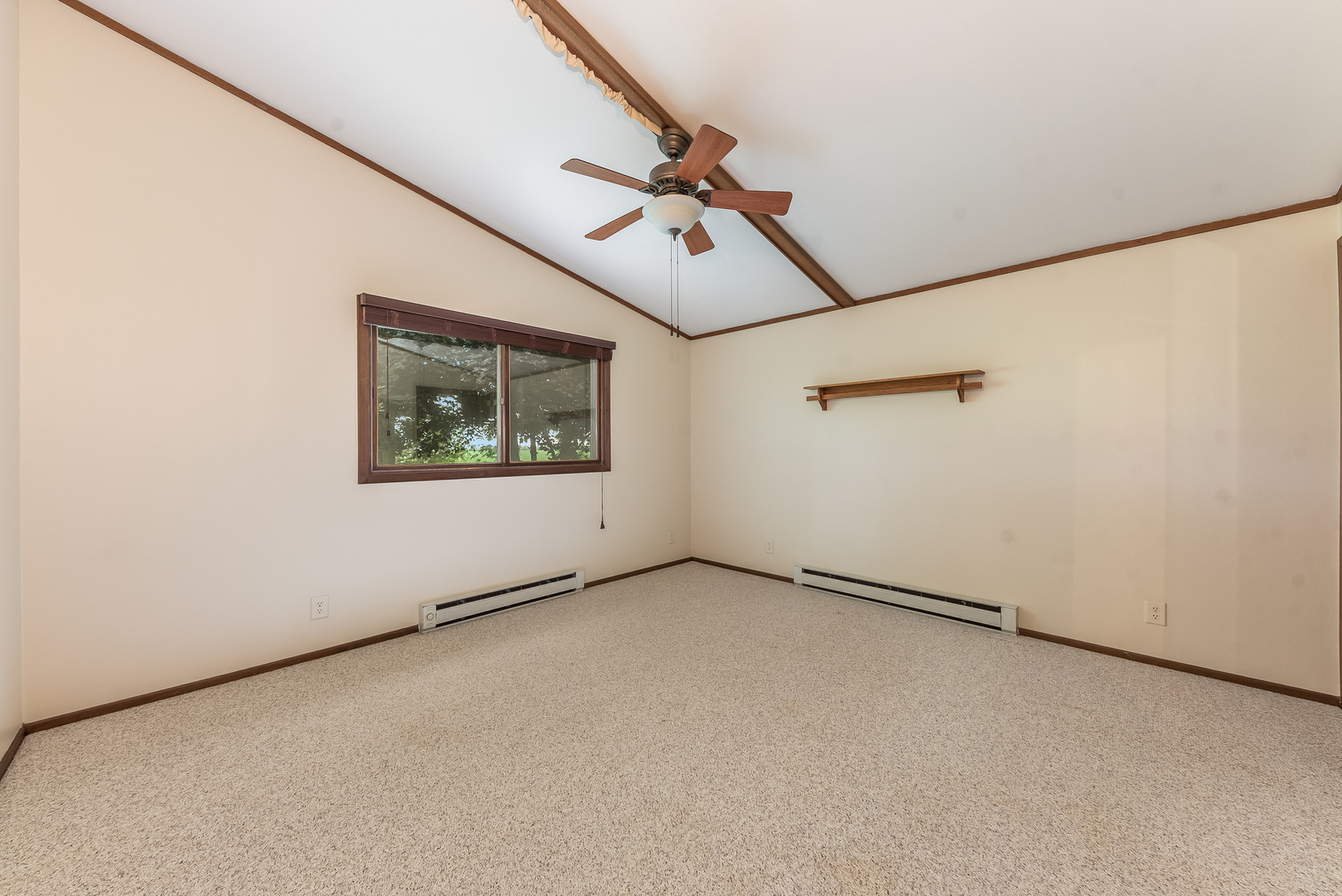 44W695 Scott Road Sugar Grove, IL 60554 - Photo 24 of 34 an empty room with windows