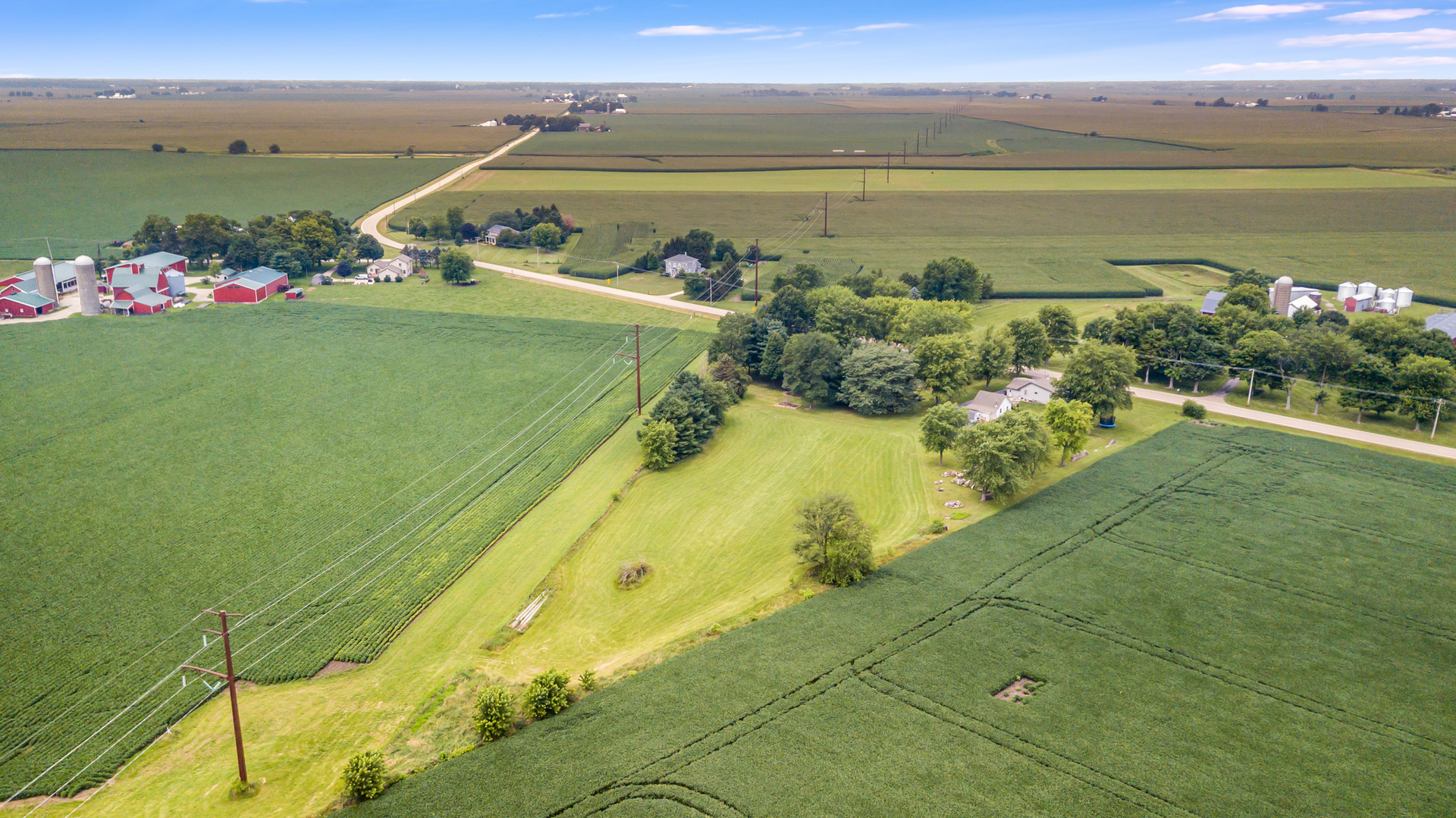 44W695 Scott Road Sugar Grove, IL 60554 - Photo 33 of 34 a view of a city