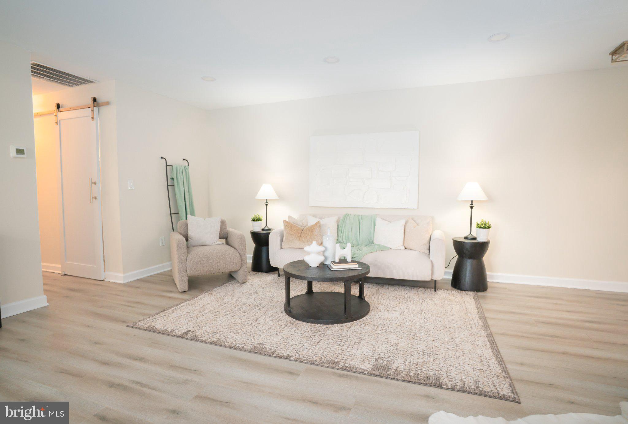 5860 Thunder Hill Road, Unit C1 Columbia, MD 21045 - Photo 19 of 22 Bright and inviting living space.
