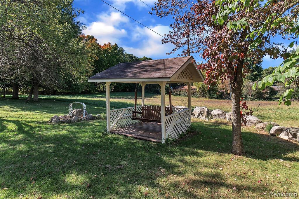 1340 Mower Road Pinckney, MI 48169 - Photo 43 of 54 Gallery Image 43