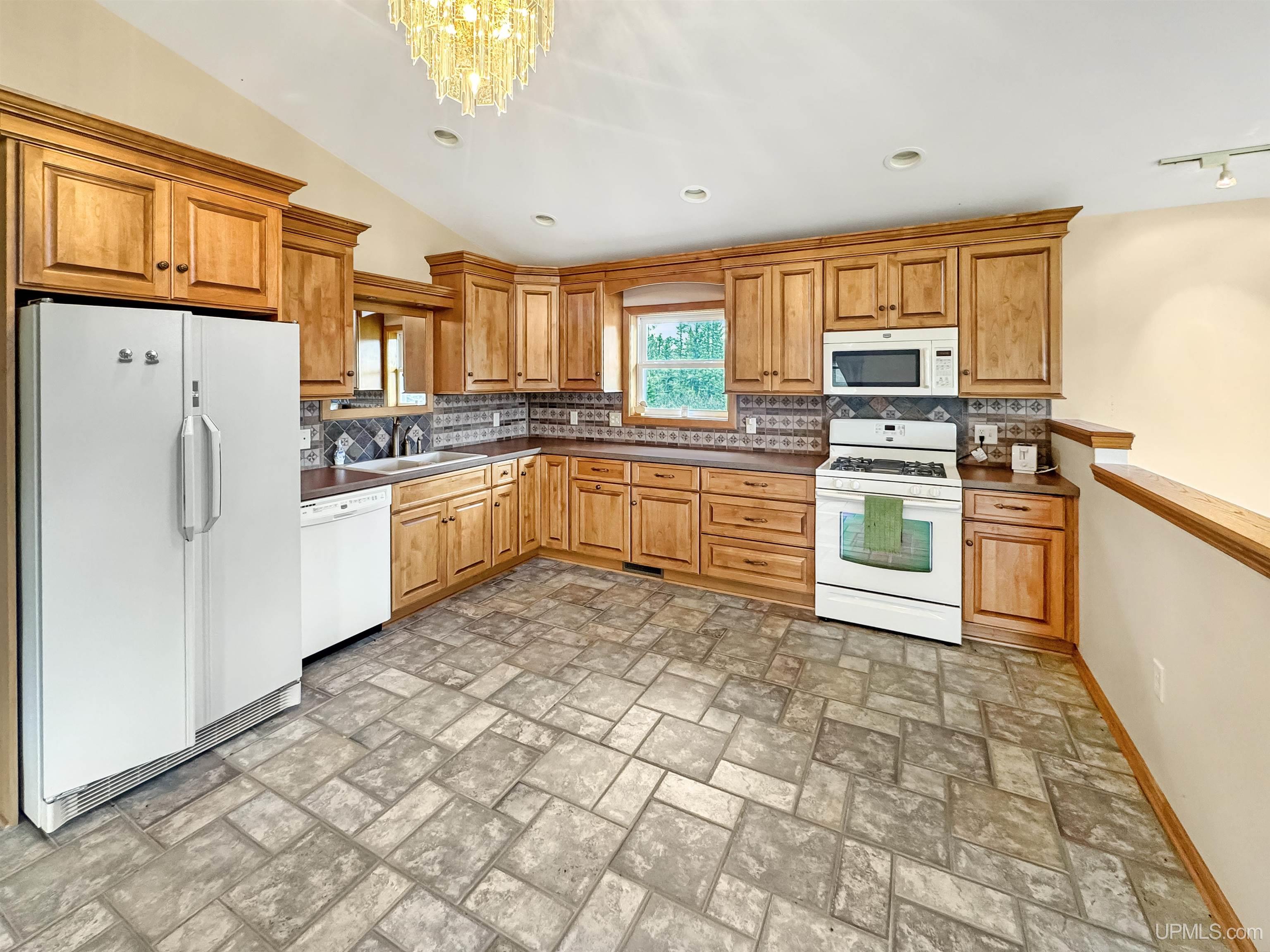 109 Offerman Road Amasa, MI 49903 - Photo 30 of 76