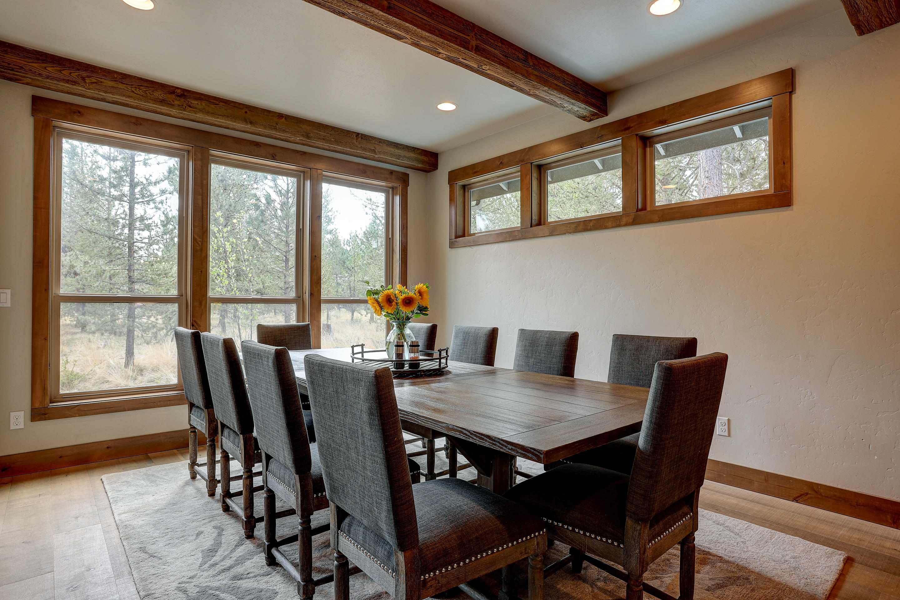 56688 Glowstone Loop Bend, OR 97707 - Photo 5 of 53 Dining room_Kitchen