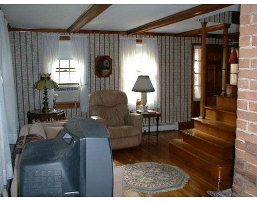 124 Commonwealth Road Wayland, MA 01778 - Photo 8 of 8 Gallery Image 8
