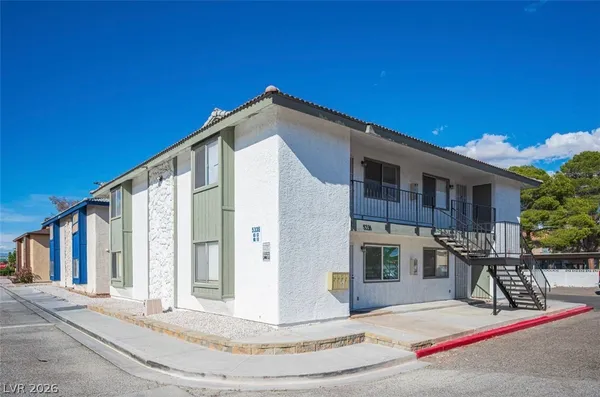 $1,285 | 5336 Mancos Court, Unit 4, Las Vegas, NV 89119