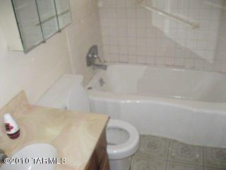 926 East Pastime Road Tucson, AZ 85719 - Photo 12 of 15 Gallery Image 12
