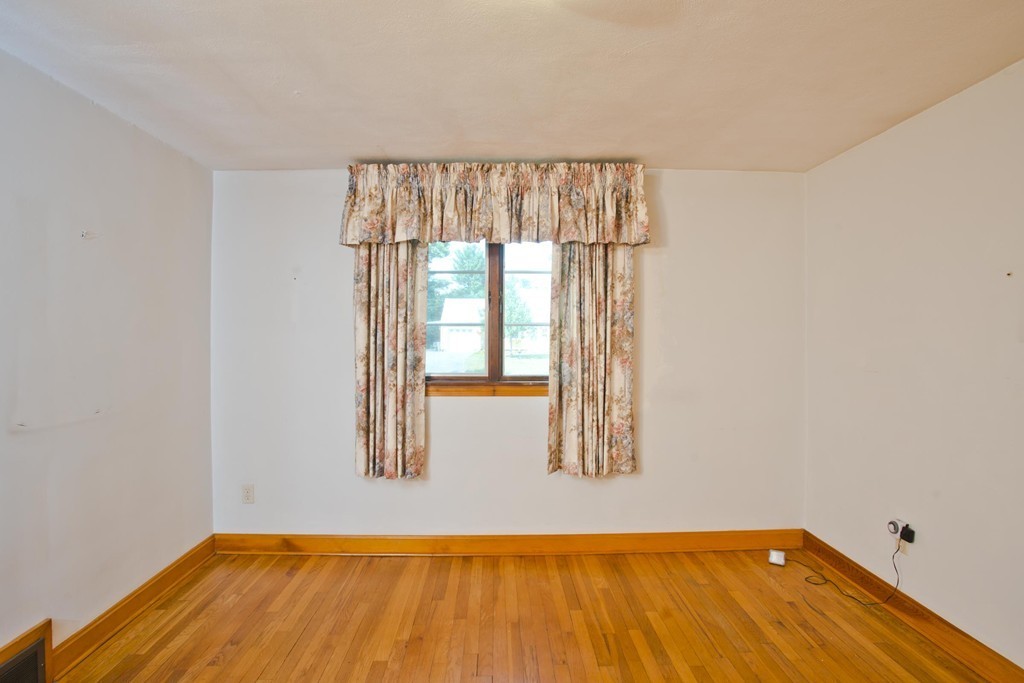 139 Acrebrook Road Springfield, MA 01129 - Photo 21 of 28 Gallery Image 21