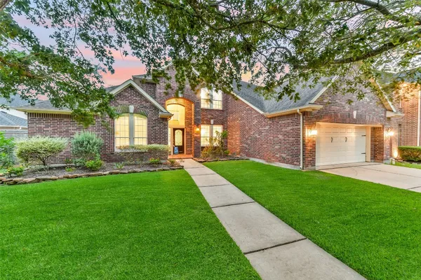 $550,000 | 109 Grand Creek Drive, League City, TX 77573
