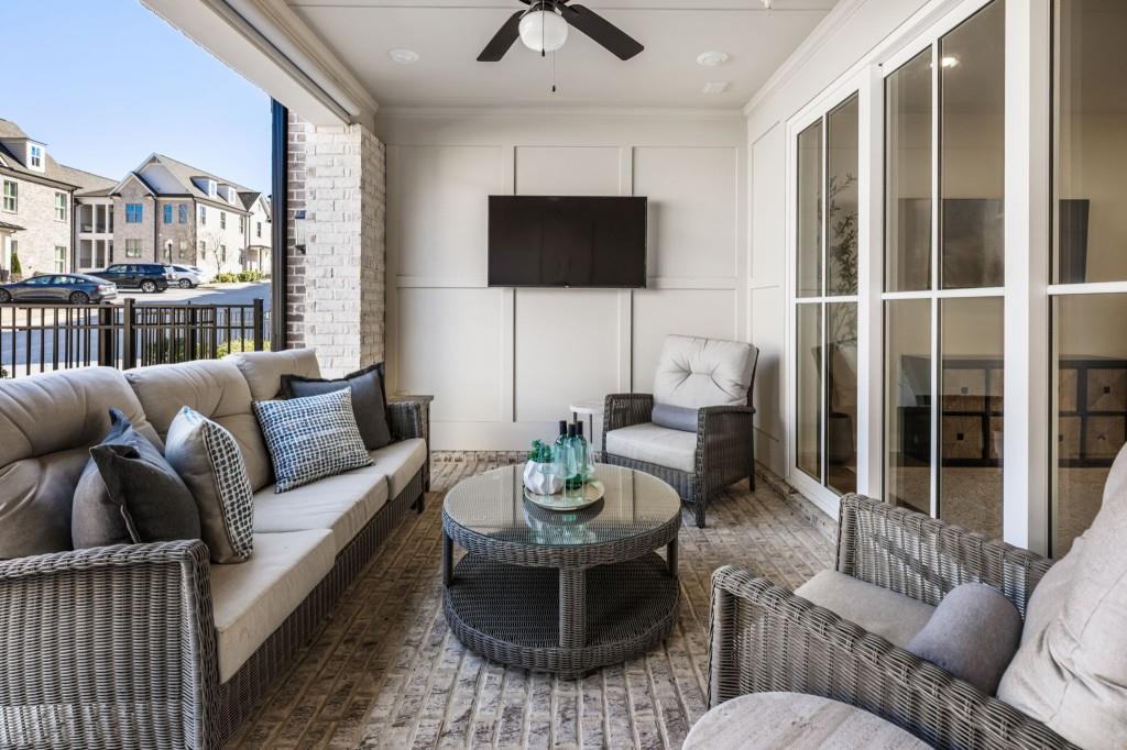 116 Everley Walk Alpharetta, GA 30009 - Photo 3 of 44