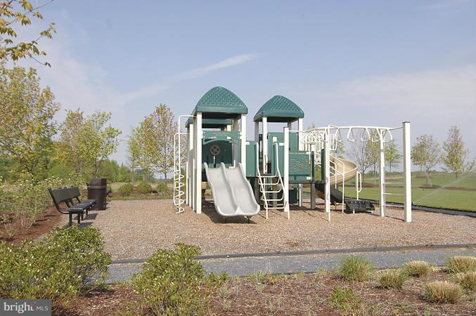 4506 Grazing Way Upper Marlboro, MD 20772 - Photo 9 of 12 a view of outdoor space and deck